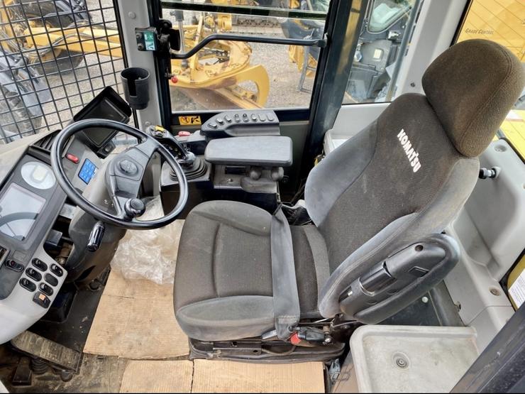 Wheel Loader Komatsu WA380-8 2021 for sale
