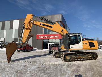 Liebherr Excavator R936LC