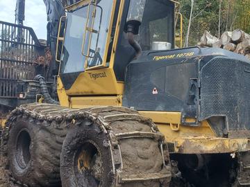 Tigercat Transporteur 1075B