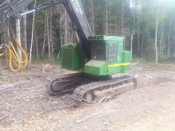 John Deere Abatteuse 753G