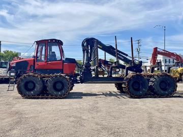 Komatsu Harvester 895